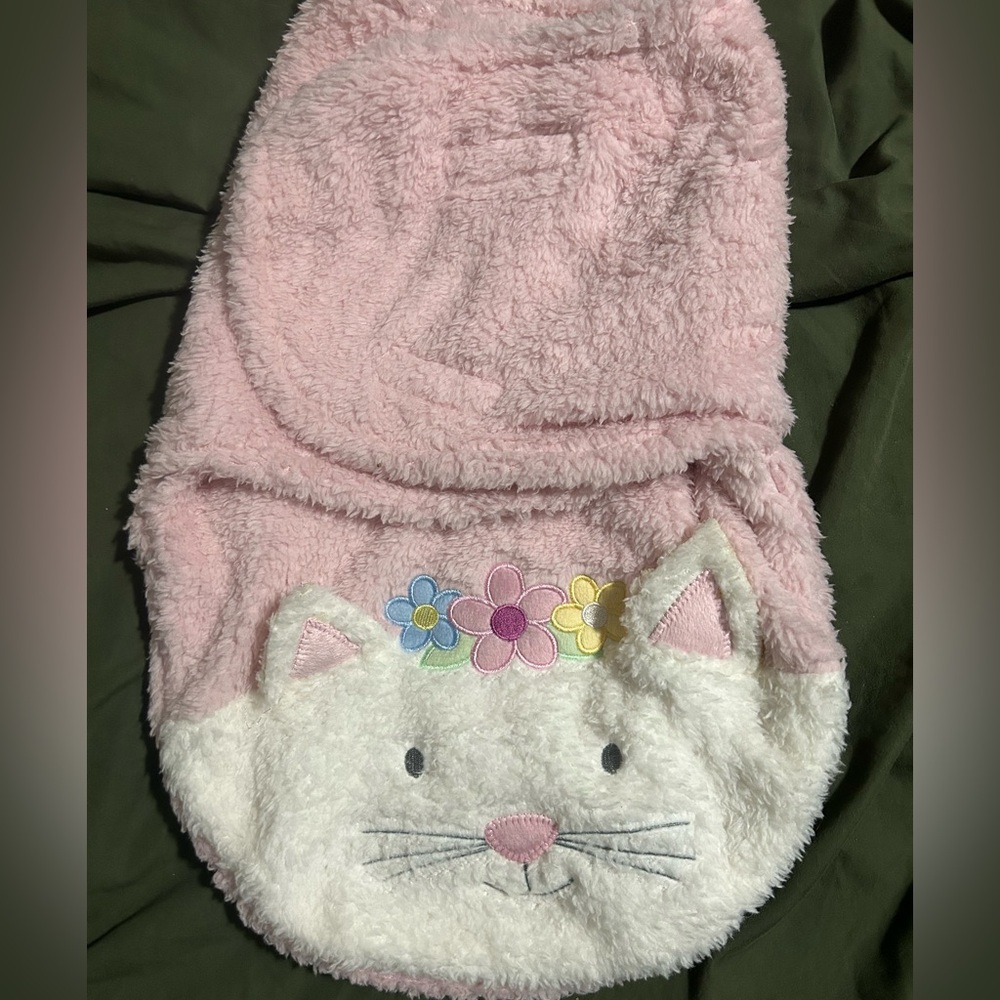 Chick pea cat swaddle